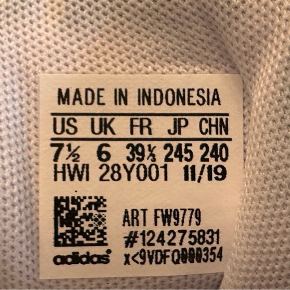 ADIDAS Grand Court Tennis Shoe - Picture 9 of 10